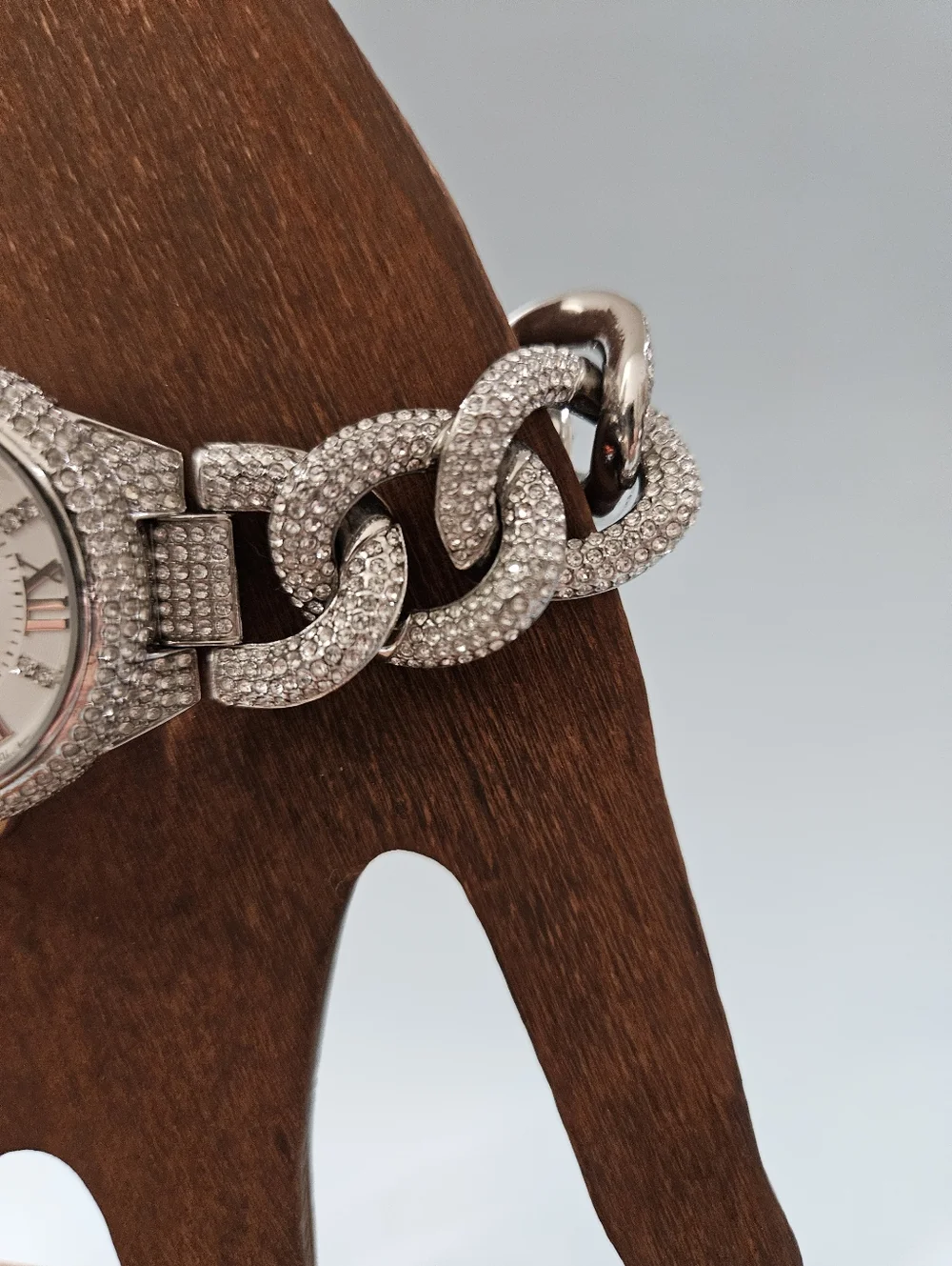 Michael Kors Camille Watch. New. Needs Battery - Picture 3 of 7